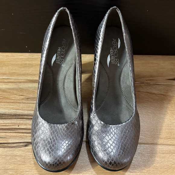 Aerosoles Heelrest Snakeskin Patterned Heels - Picture 2 of 9